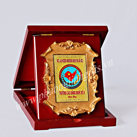 QUÀ TẶNG BIỂU TRƯNG GỖ ĐỒNG PL 22