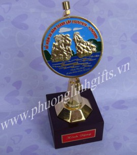 KỶ NIỆM CHƯƠNG GỖ ĐỒNG PL KNCGD01